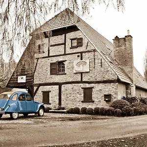 https://gastenlogies-blauwe-schaap.hotelsghent.com